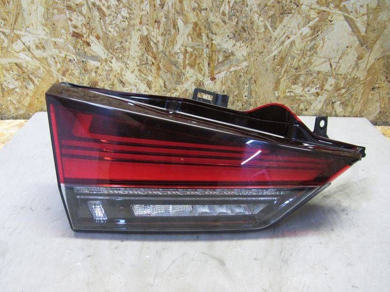 фонарь крышки багажника левый Lexus RX 4 поколение [рестайлинг] 2021, 3.5 л., гибрид