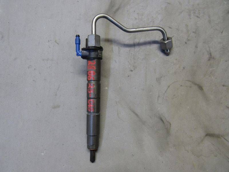 форсунка Mercedes-Benz E-Класс W213/S213/C238/A238 2016, 2.0 л., дизель, 6540700187 - фото №1