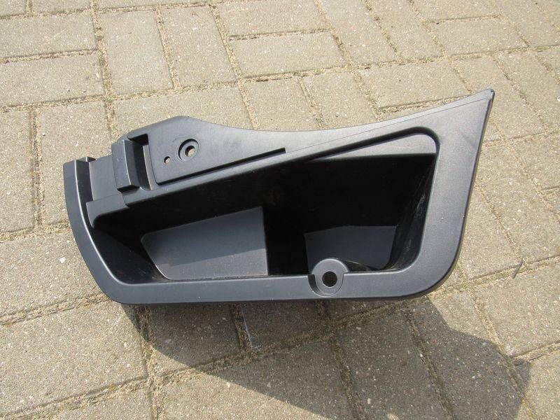 обшивка багажника Lexus RX 4 поколение [рестайлинг] 2021, 3.5 л., гибрид, 64741-48090