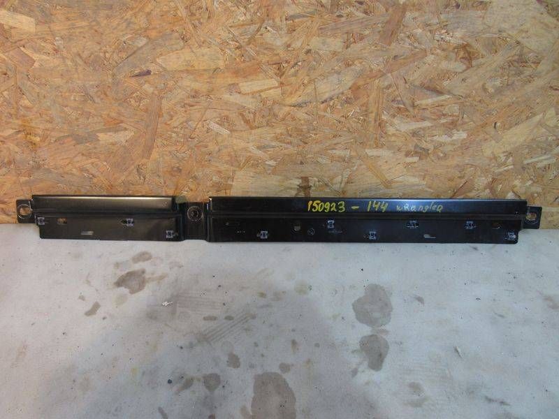 кронштейн (крепление) Jeep Wrangler 4 поколение 2023, 2.0 л., бензин, АКПП, 68335706AB