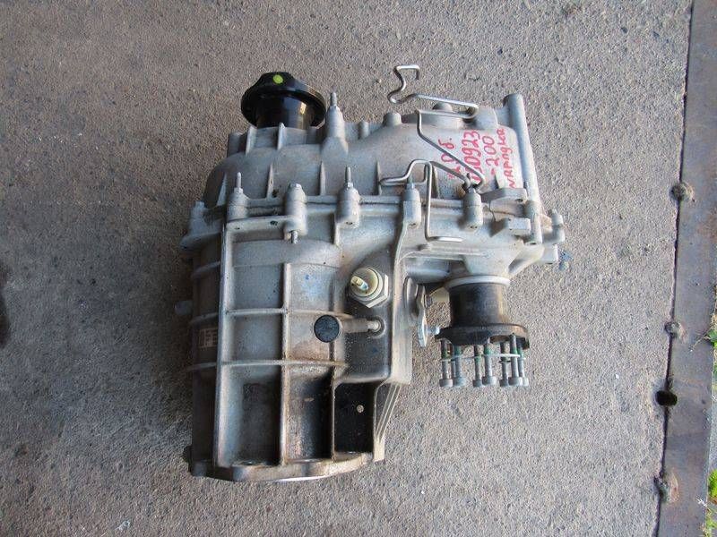 раздаточная коробка Jeep Wrangler 4 поколение 2023, 2.0 л., бензин, АКПП, 68240453AC