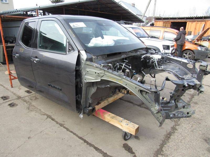 кабина Toyota Tundra 2 поколение XK50 [2-й рестайлинг] 2022, 3.5 л., бензин