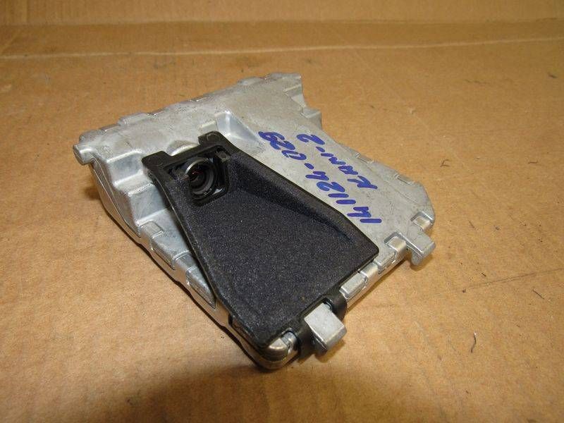 камера переднего обзора Mercedes-Benz GL-Класс X166 2012, A0009050438