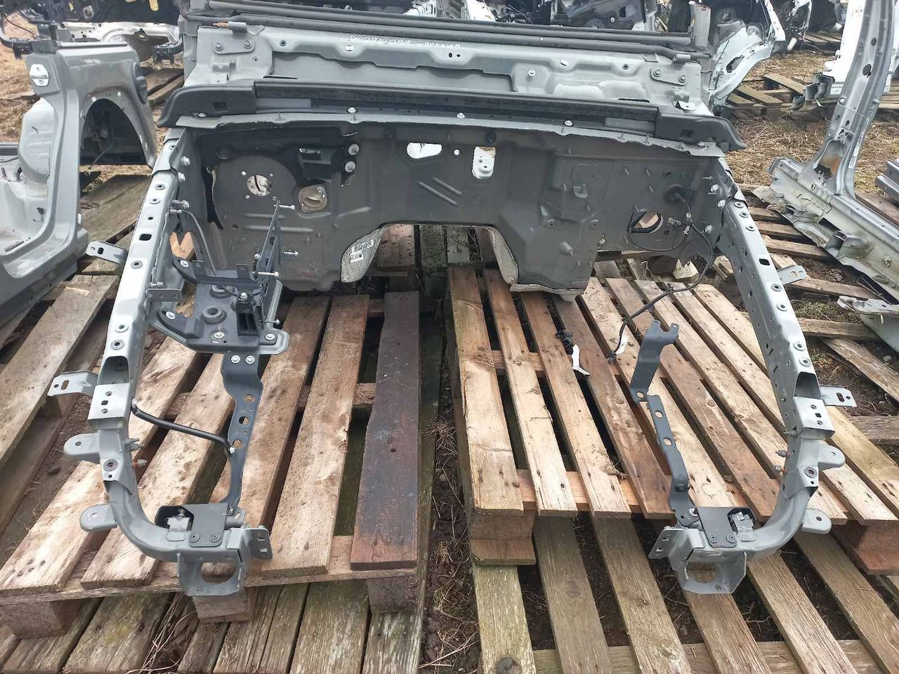 передняя часть кузова Jeep Wrangler 4 поколение 2019, 2.2 л., дизель