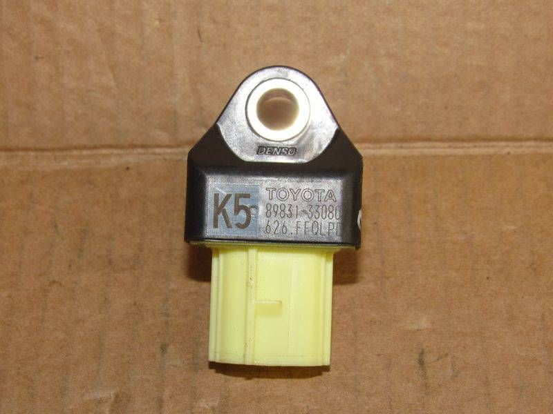 датчик удара Toyota Camry 9 поколение XV70 2021, 89831-33080