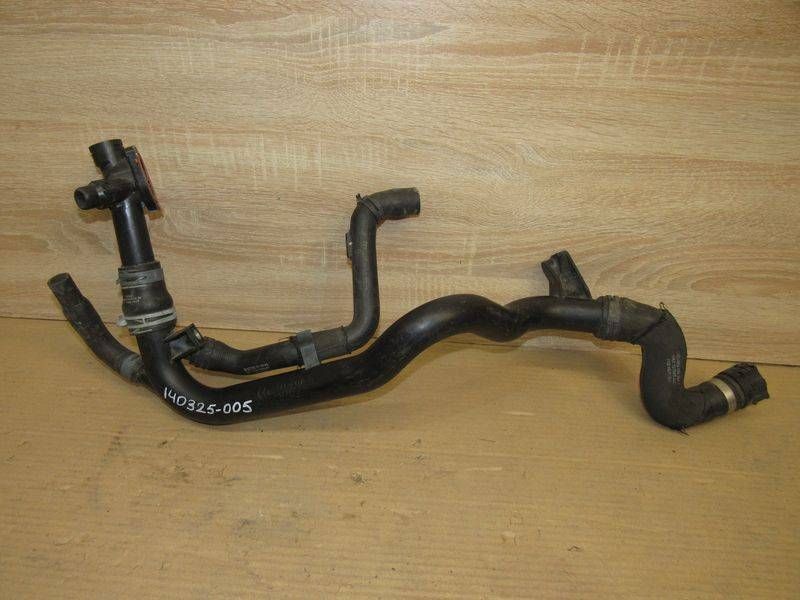 патрубок радиатора Audi A4 B8/8K 2009, 2.0 л., дизель, 03L121157AQ