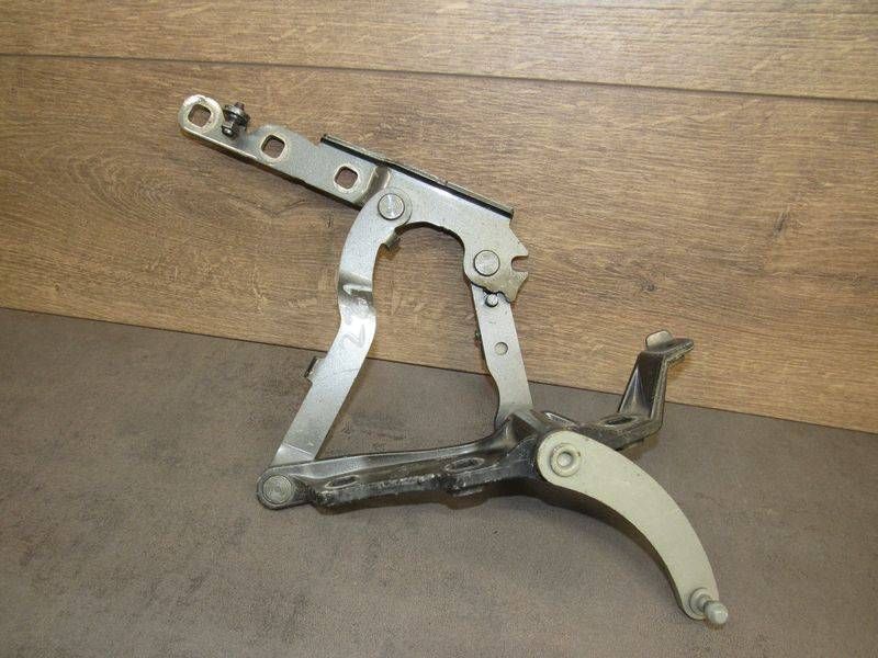 петля капота левая Mercedes-Benz S-Класс W221 2007, A2218800328