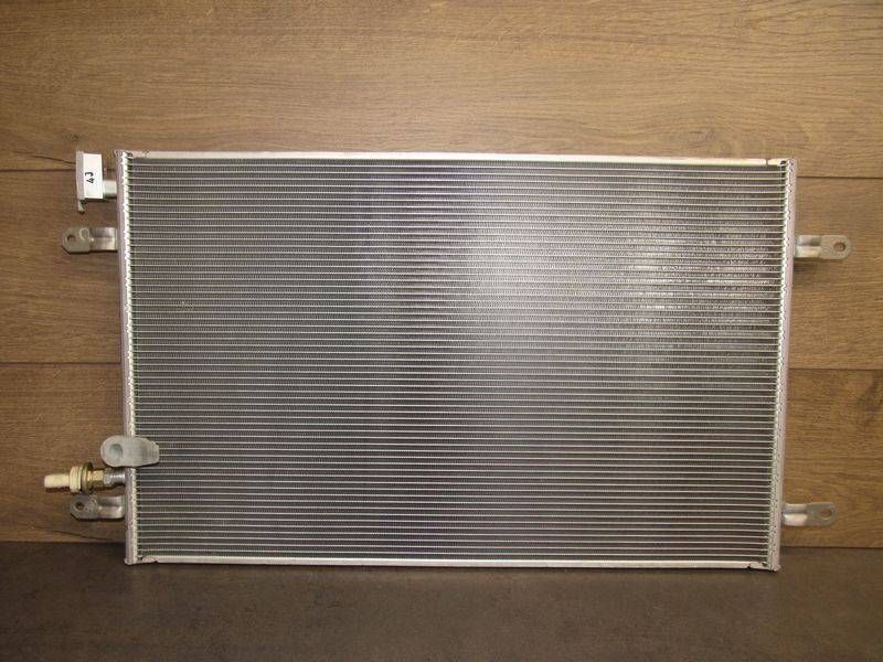 радиатор кондиционера Audi A6 4F/C6 2006, 4F0260401E