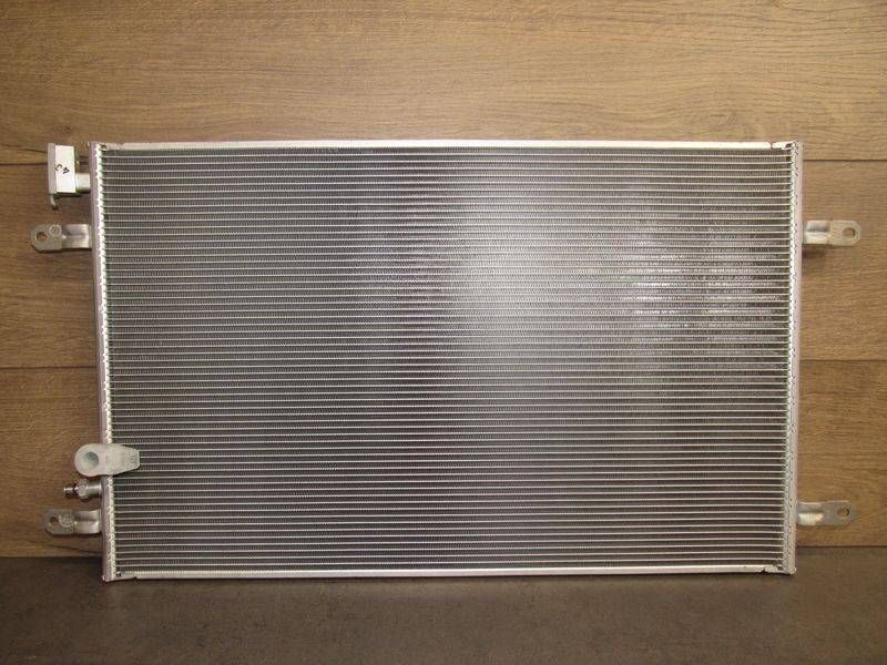 радиатор кондиционера Audi A6 4F/C6 2006, 4F0260401E