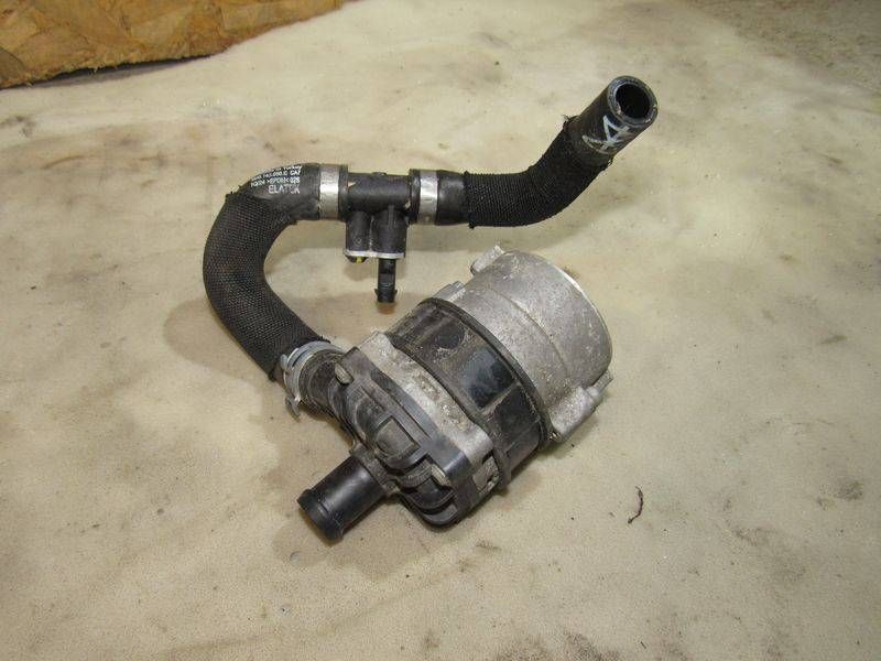 насос антифриза дополнительный Porsche Cayenne PO536 2024, 3.0 л., гибрид, 4M0965567