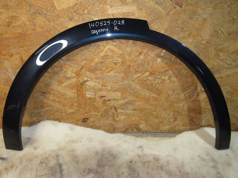 накладка колесной арки Porsche Cayenne PO536 2024, 3.0 л., гибрид, 9Y0854732P