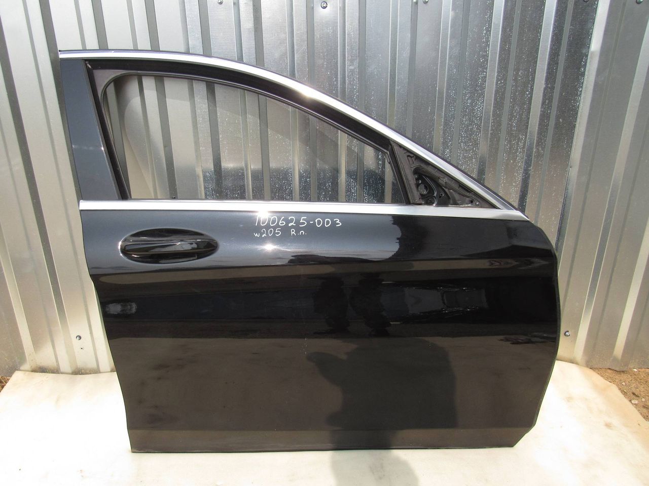 дверь передняя правая Mercedes-Benz C-Класс W205/S205/C205 2015, 2.2 л., дизель