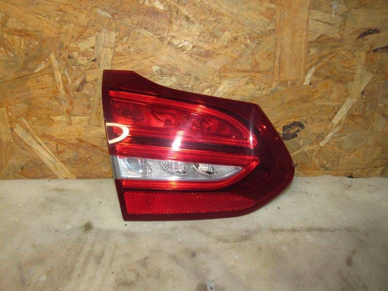 фонарь задний левый Mercedes-Benz C-Класс W205/S205/C205 2015, 2.2 л., дизель, универсал, A2059065900