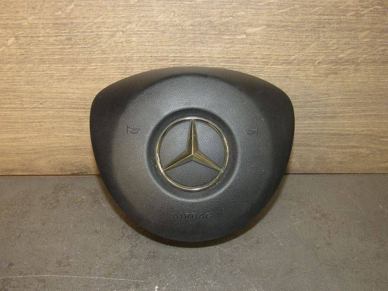 подушка безопасности водителя Mercedes-Benz C-Класс W205/S205/C205 2016