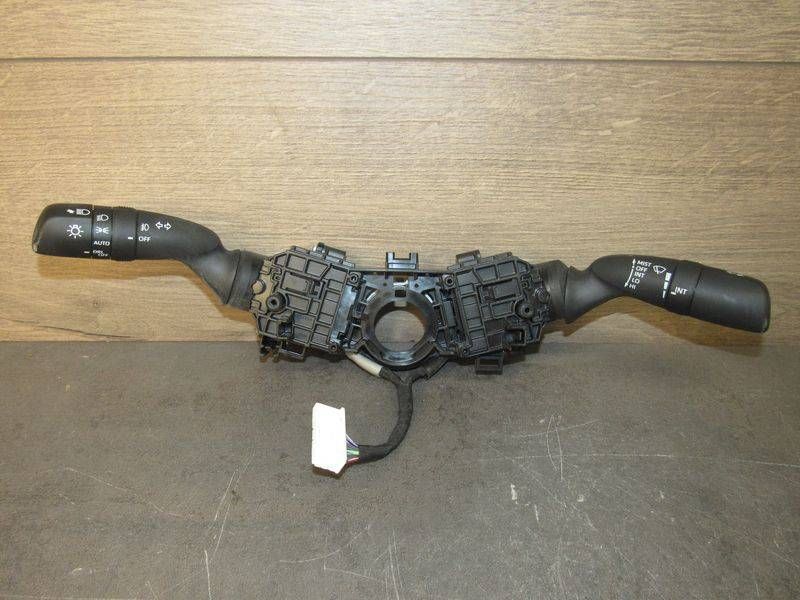 переключатель подрулевой (стрекоза) Toyota Tundra 3 поколение XK70 2024, 3.5 л., бензин