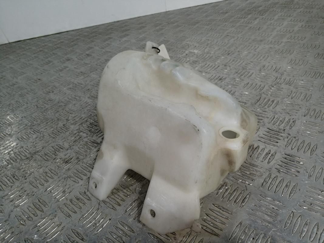 бачок омывателя Nissan Almera Tino V10 2003 - фото №1