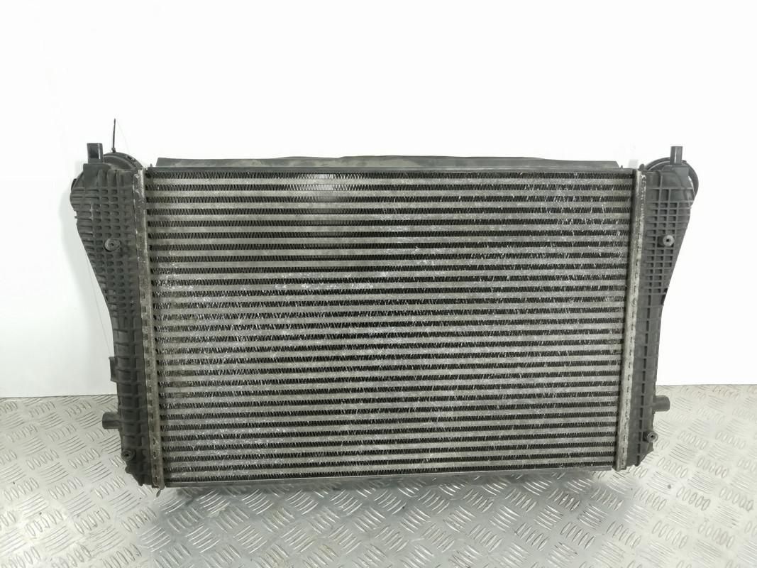 интеркулер Volkswagen Passat B6 2008 - фото №1