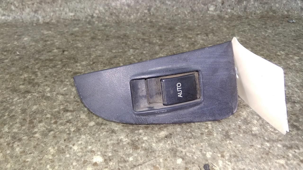 кнопка стеклоподъемника двери Toyota Avensis 2 поколение (T250) 2006 - фото №1