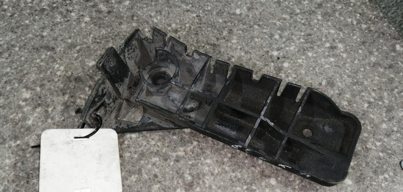 Крепление бампера переднего Audi A4 B6 (2000 - 2006), 8E0807284A - фото №1