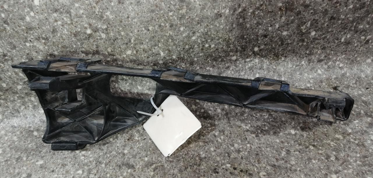 Крепление бампера переднего Ford Focus 2 поколение 2008 - фото №1