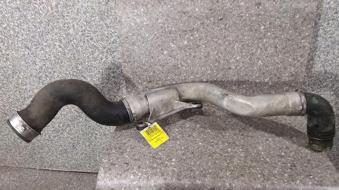 патрубок интеркулера Volkswagen Passat B6 2008 - фото №1