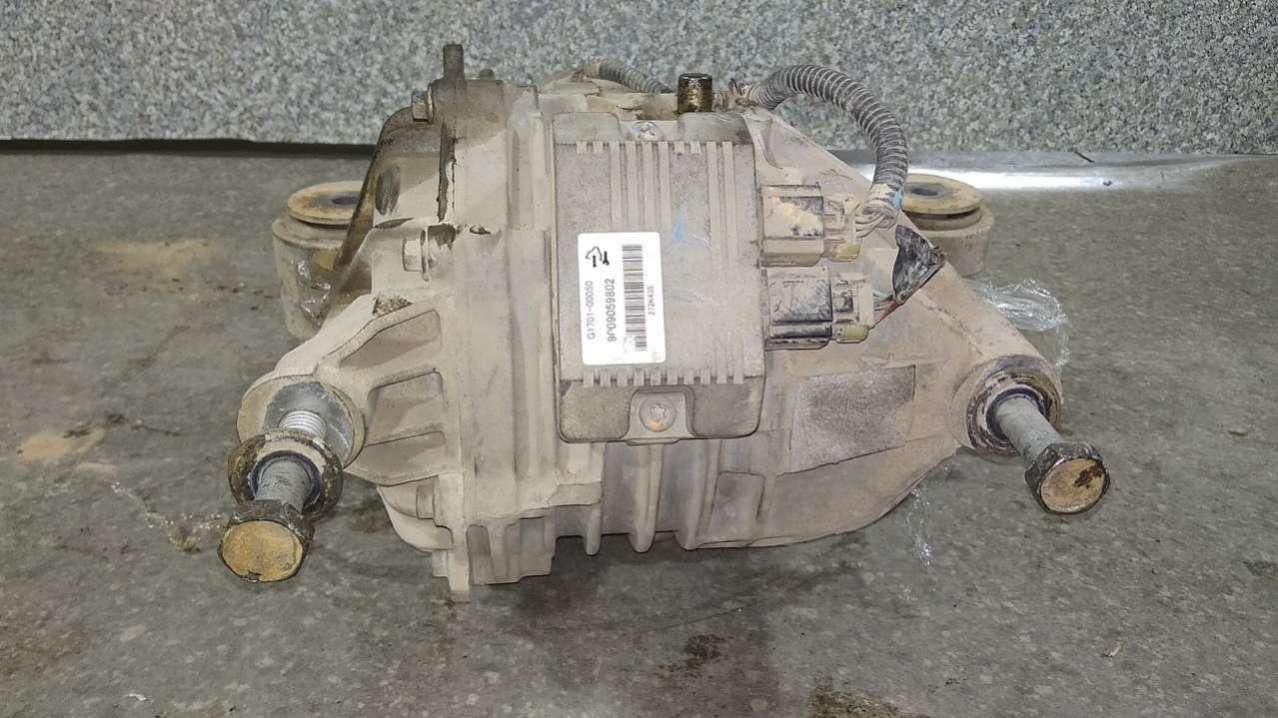 редуктор заднего моста Chevrolet Captiva 1 поколение (2006 - 2011), 2.0 л., VCDi, полный привод, 11173 - фото №1