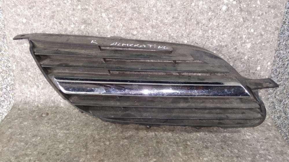 решетка радиатора Nissan Almera Tino V10 (2000 - 2003), 3333 - фото №1