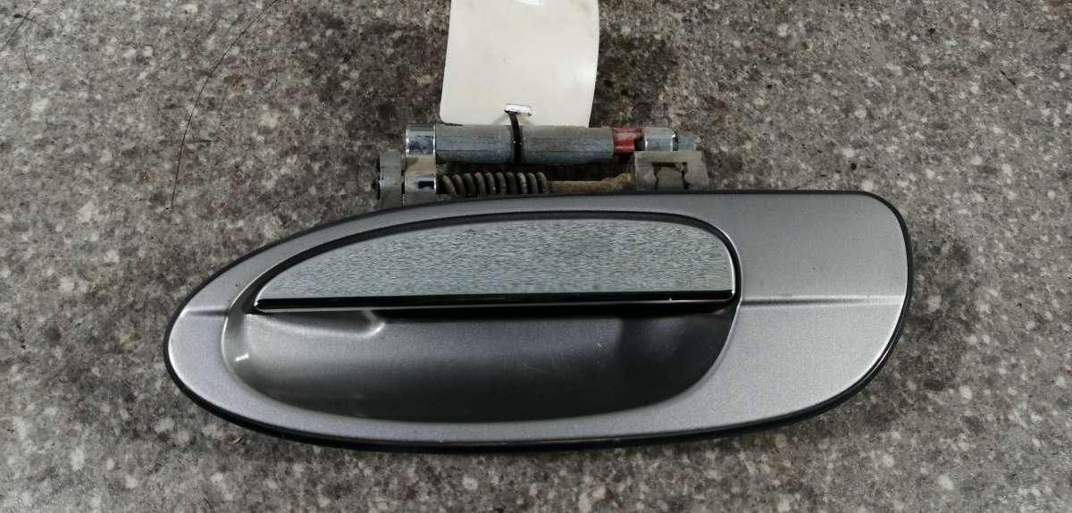 ручка наружная Nissan Maxima A33 2002 - фото №1