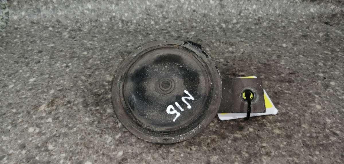 сигнал (клаксон) Nissan Almera N15 1998 - фото №1