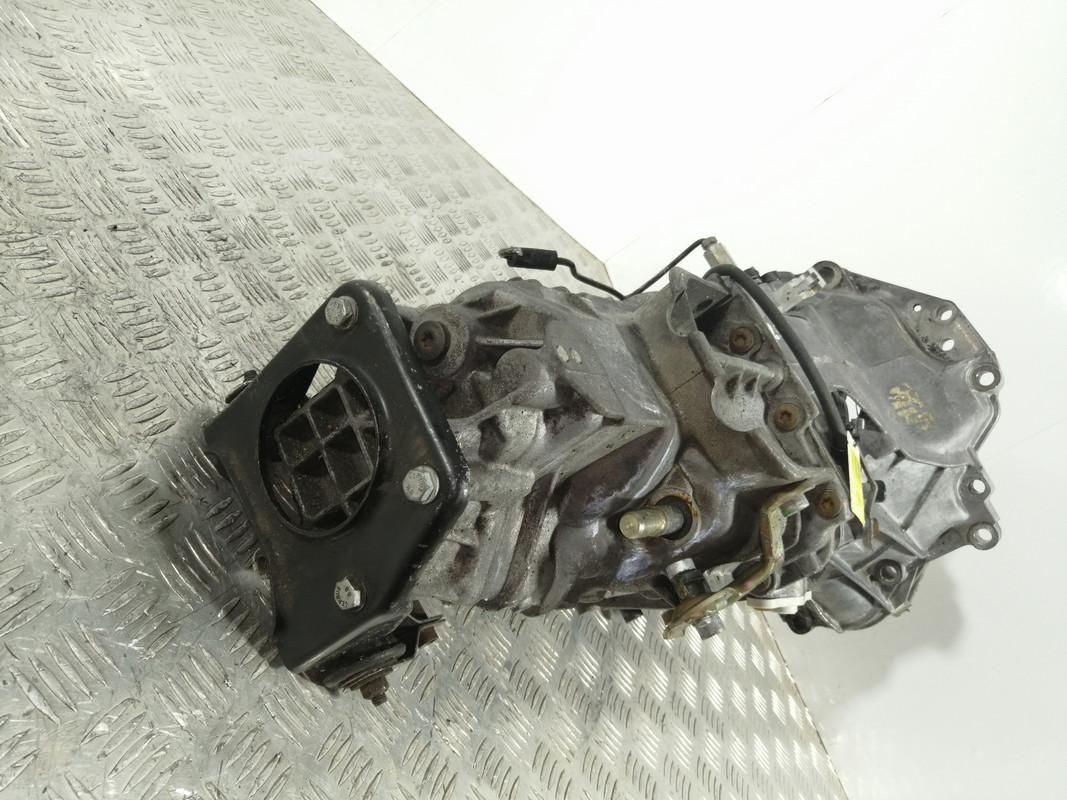 КПП механическая (МКПП) Audi A4 B5 1998, 2.6 л., i, бензин, CXY - фото №1