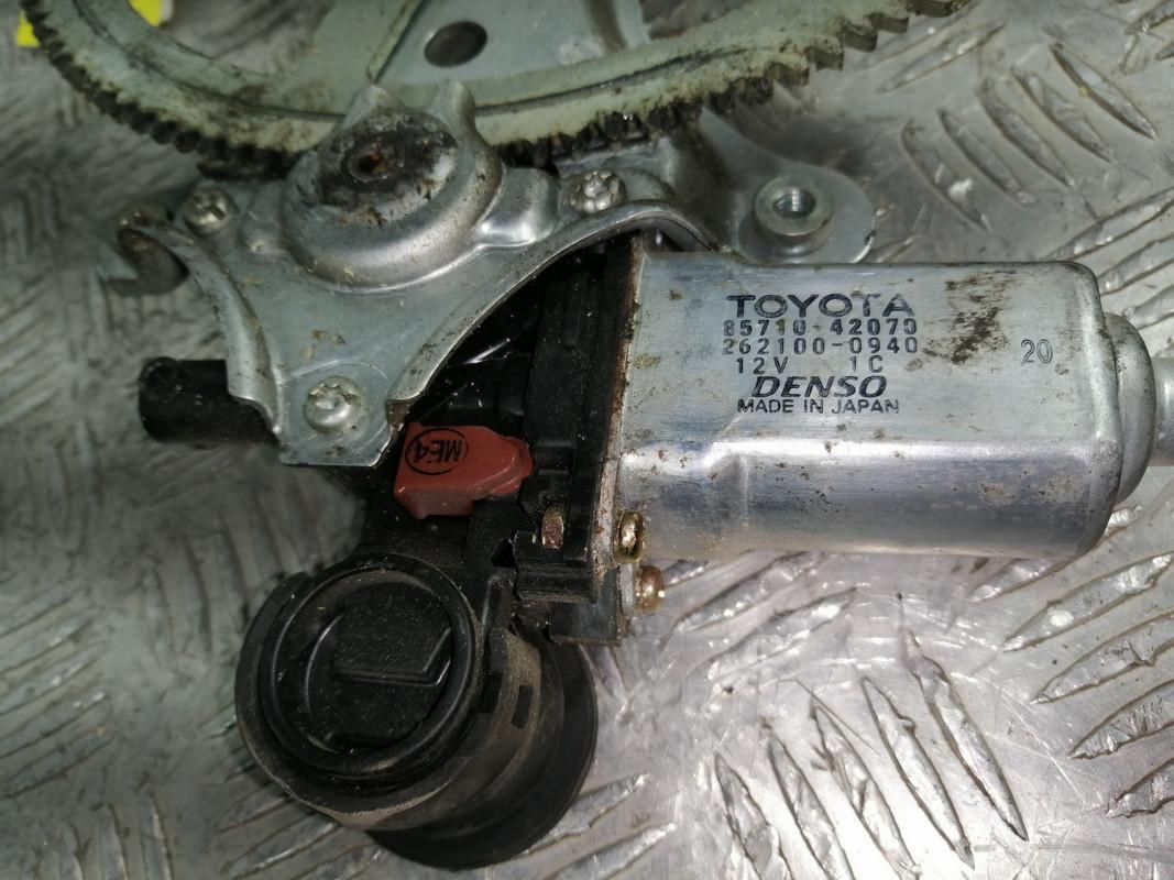 стеклоподъемник передний правый Toyota RAV4 2 поколение (XA20) 2003 - фото №1