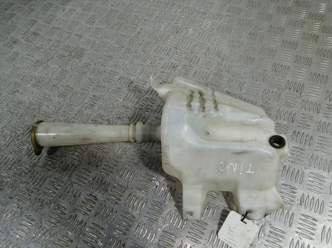 бачок омывателя Nissan Almera Tino V10 2003 - фото №1