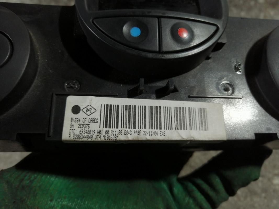 блок управления печки / климат-контроля Renault Megane 2 поколение (2002 - 2006), 8200344840 - фото №1