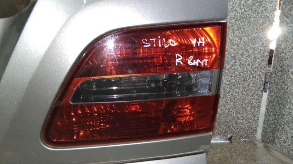 фонарь крышки багажника правый Fiat Stilo 1 поколение (2001 - 2010), универсал - фото №1