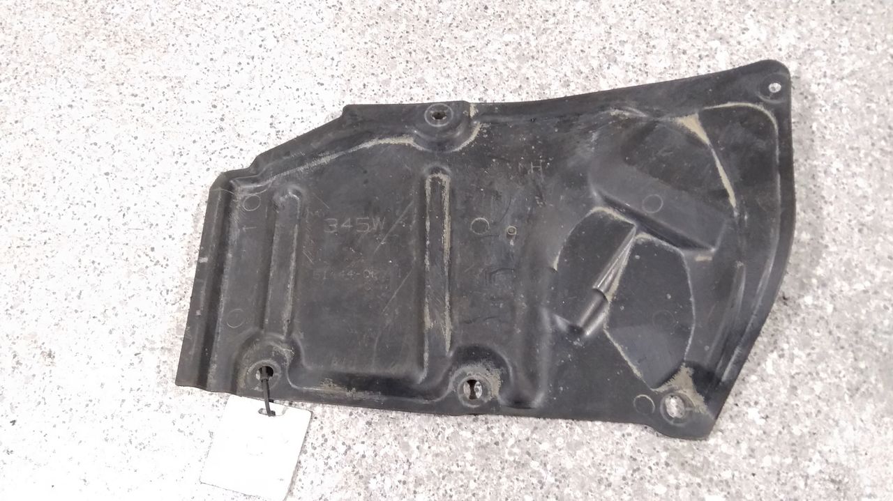 защита двигателя Toyota Verso 1 поколение (2009 - 2013), 51444-02041 - фото №1