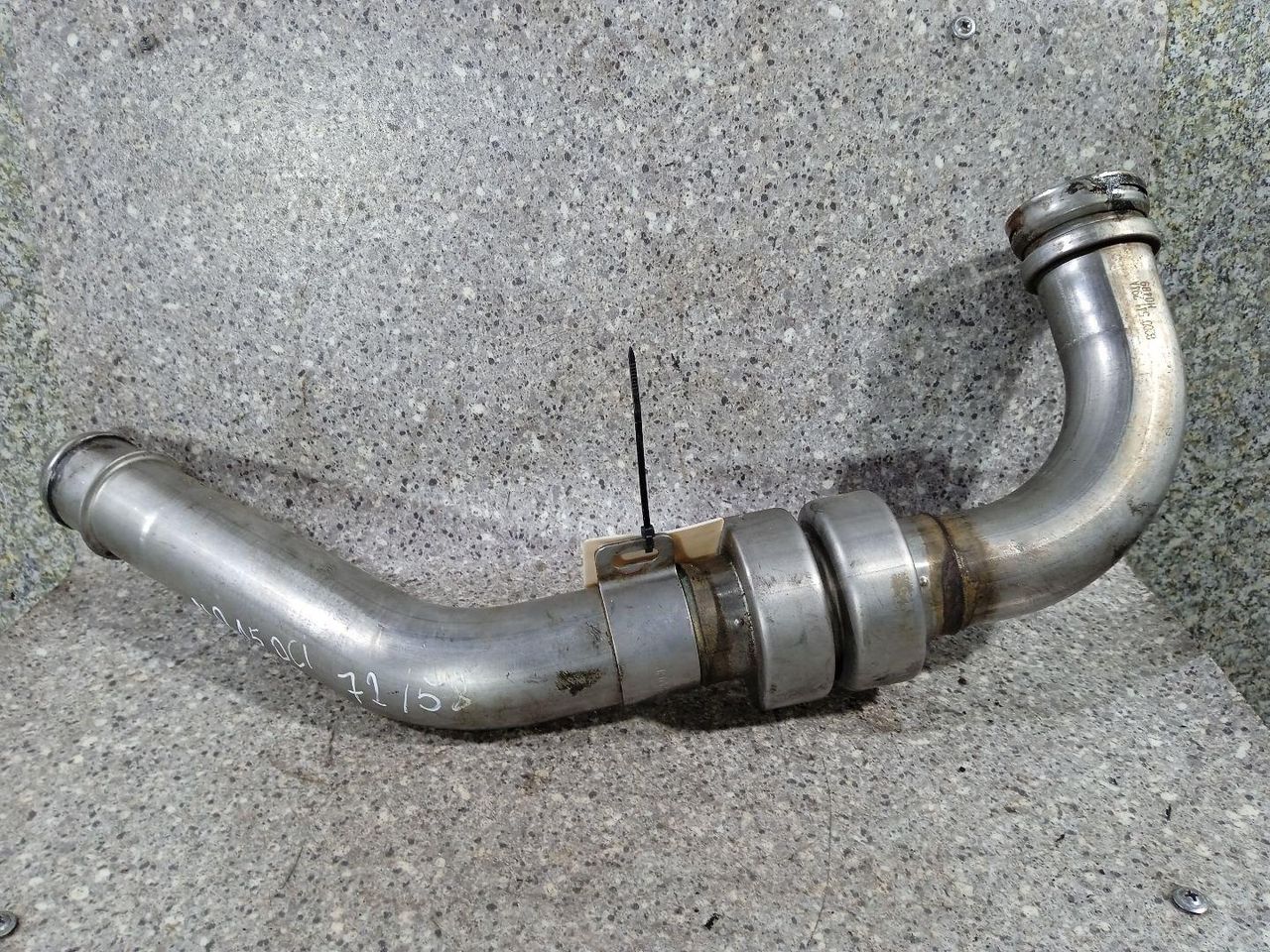 патрубок интеркулера Nissan Qashqai 1 поколение 2008, 1.5 л., DCi, K9K 282, дизель, МКПП, 820054120094A - фото №1