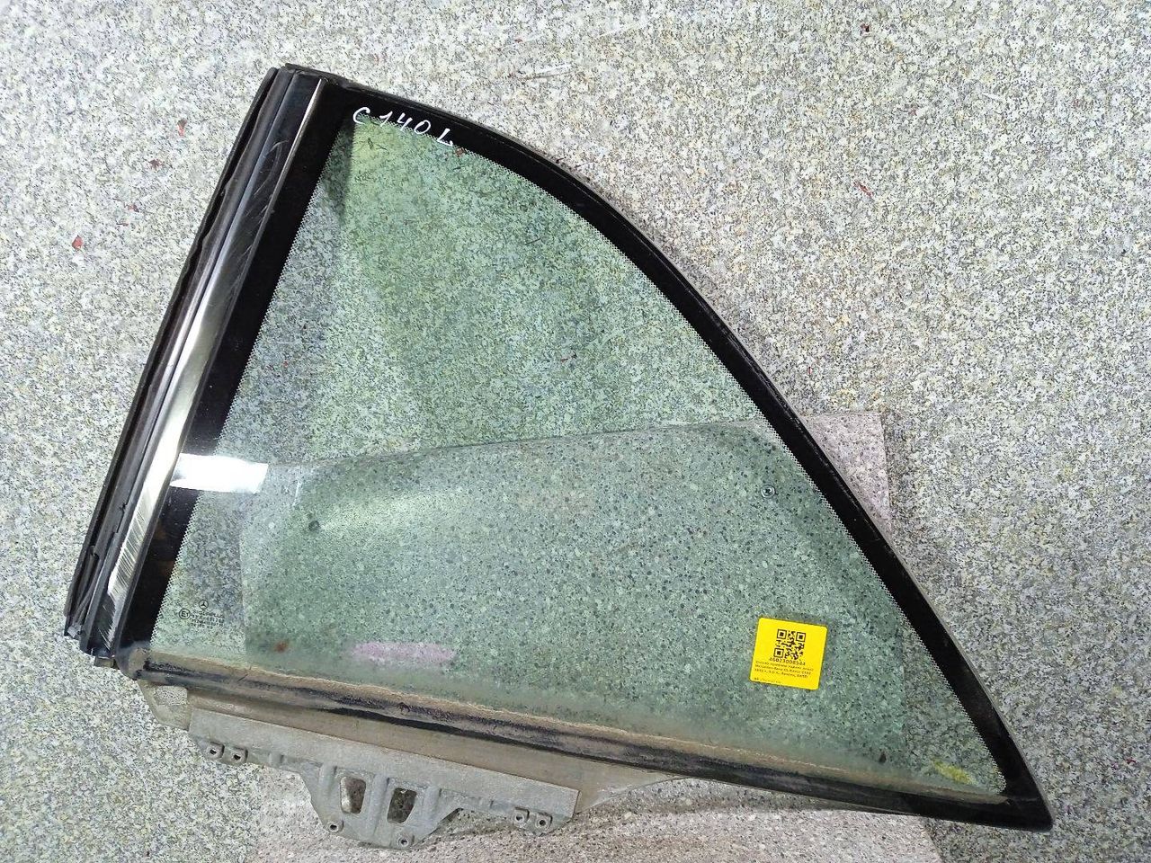 стекло кузовное боковое левое Mercedes-Benz CL-Класс C140 1995, 5.0 л., бензин, АКПП, купе - фото №1