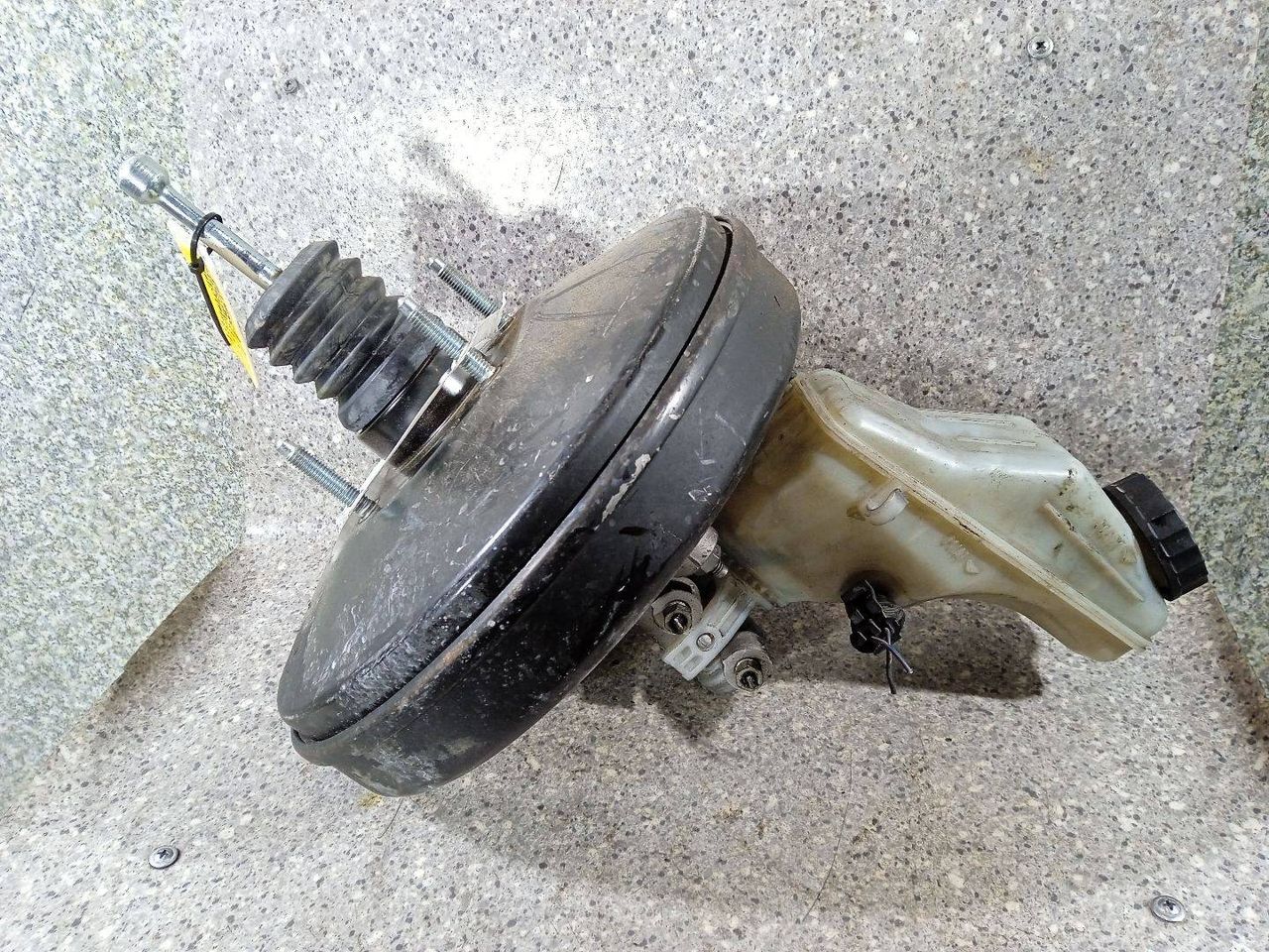 вакуумный усилитель тормозов Opel Corsa D (2006 - 2010), 1.3 л., CDTi, дизель, 55701939AA, 0004051131, 364722A, 0204051127 - фото №1