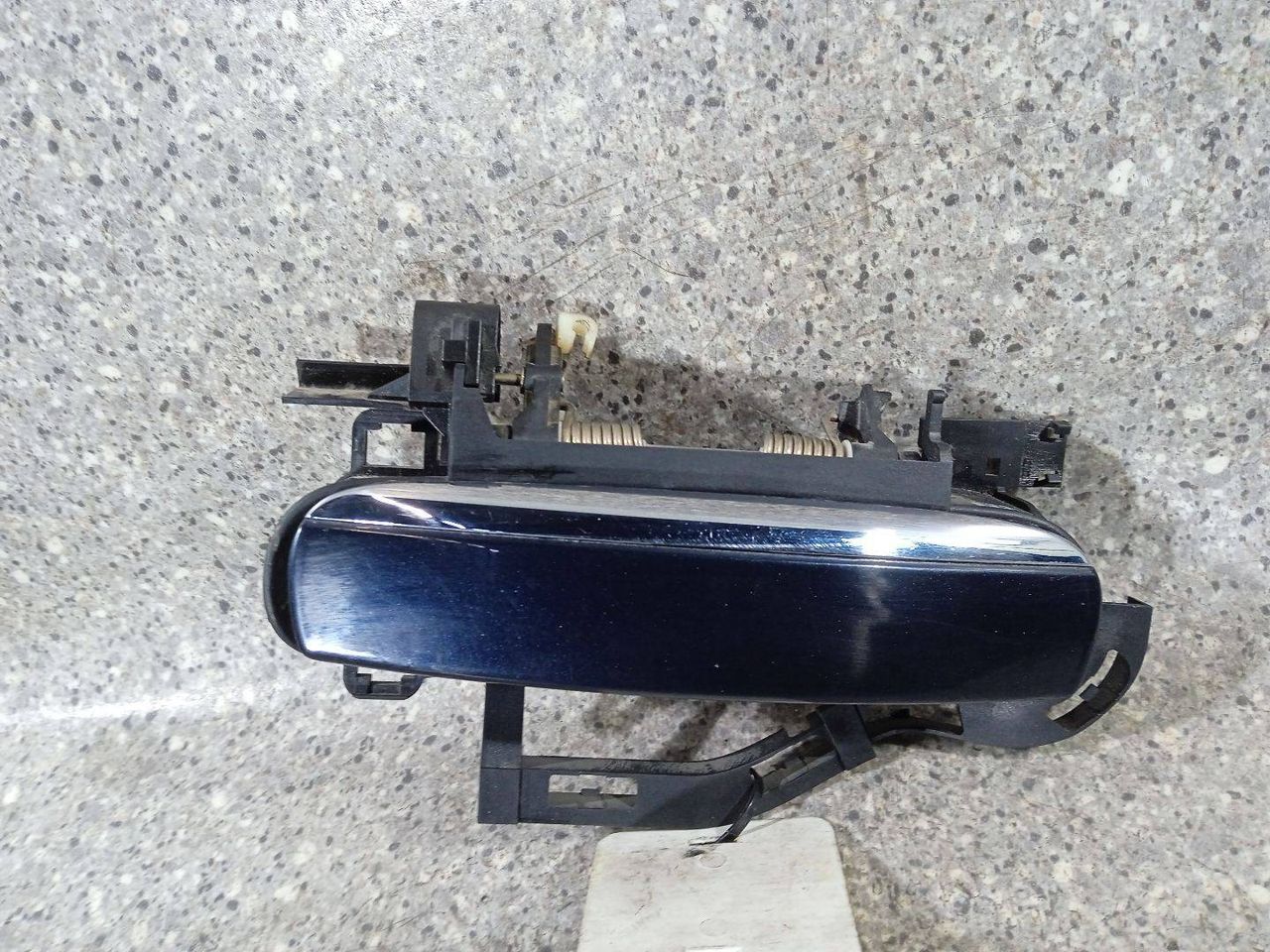 ручка наружная Audi A6 4F/C6 2005 - фото №1