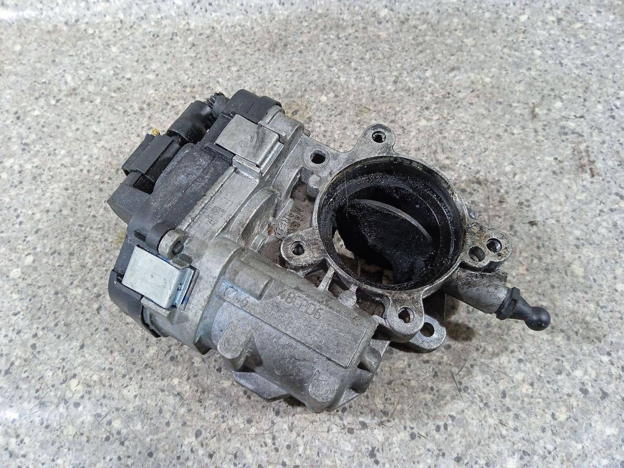 заслонка дроссельная Alfa Romeo 159 1 поколение 2008, 2.4 л., JTD, 939 A3.000, дизель, МКПП, 48CPD6 - фото №1