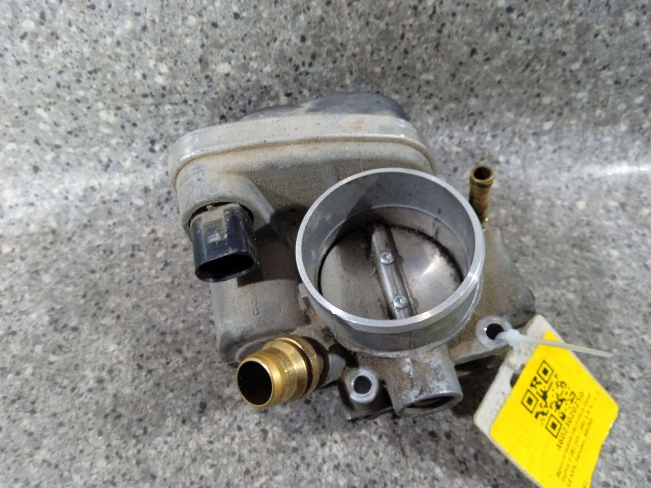 заслонка дроссельная Opel Zafira 2 поколение (B) (2005 - 2008), 1.8 л., i, Z 18 XER, бензин, МКПП - фото №1