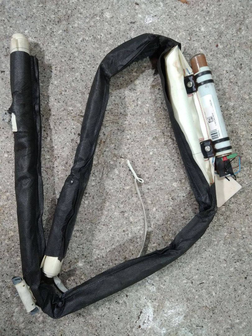 подушка безопасности боковая (шторка) Renault Scenic 3 поколение (2009 - 2012), 985P06123R, 6668A2528 - фото №1