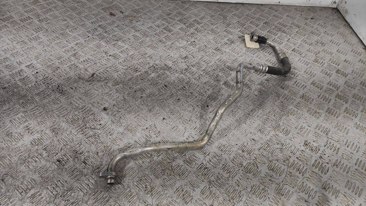 трубка кондиционера Renault Scenic 3 поколение (2009 - 2012), 1.5 л., DCi, дизель, 924800026R - фото №1