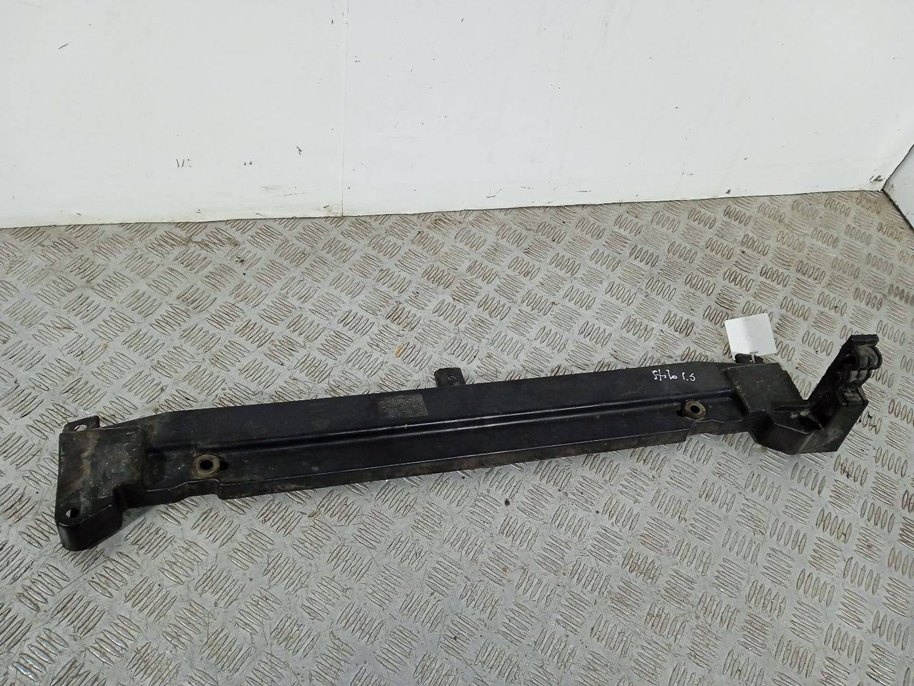 кронштейн радиатора Fiat Stilo 1 поколение (2001 - 2010), 1.9 л., JTD, дизель, 5A0070800 - фото №1