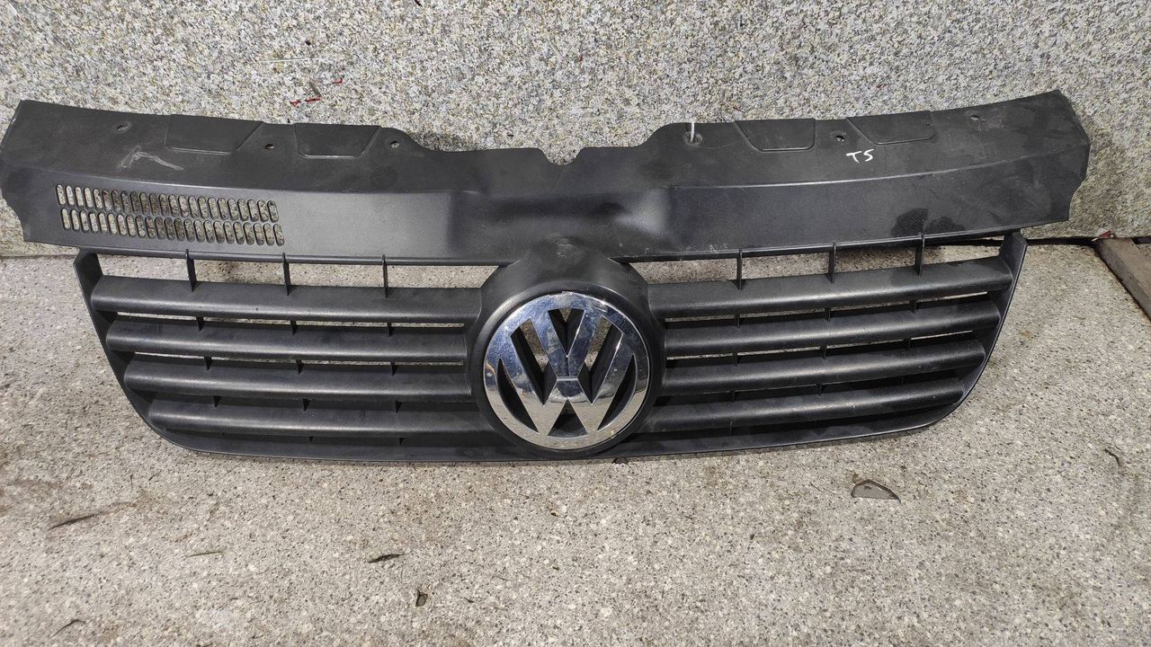решетка радиатора Volkswagen Transporter T5 (2003 - 2009) - фото №1