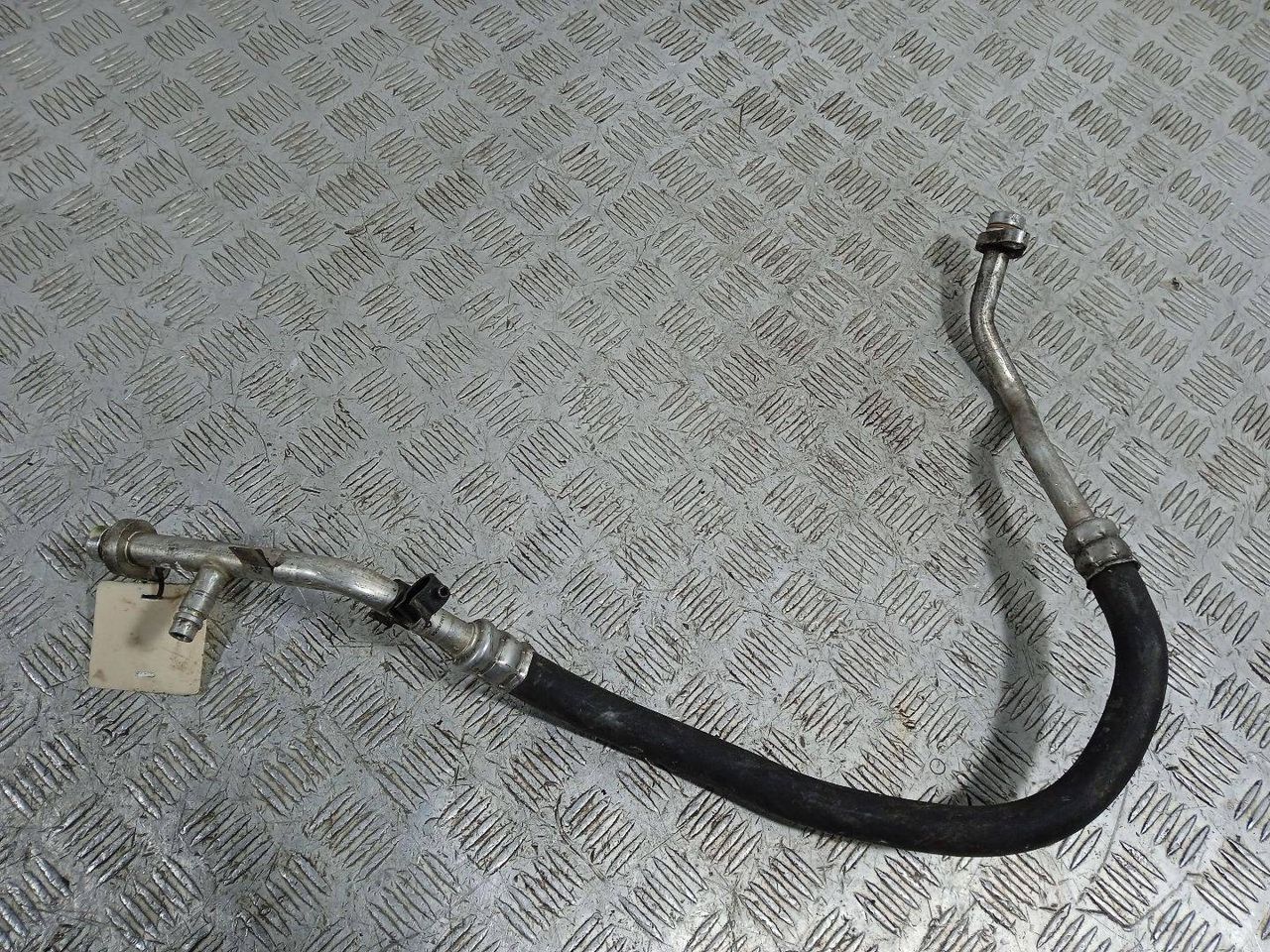трубка кондиционера Renault Scenic 3 поколение (2009 - 2012), 1.5 л., DCi, дизель, 924540019R - фото №1