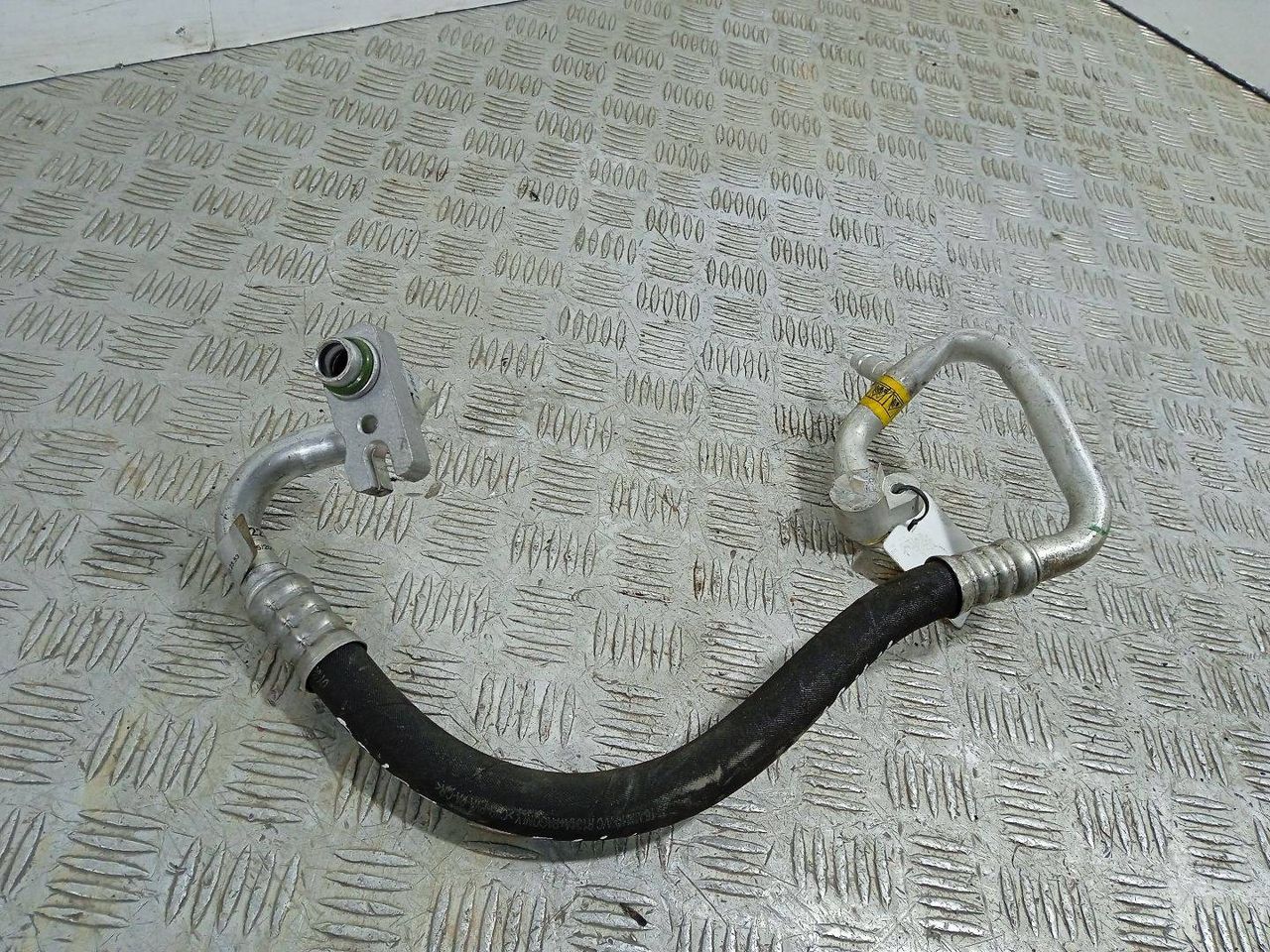 трубка кондиционера Fiat Linea 1 поколение (2006 - 2012), 1.4 л., i, 350 A1.000, бензин, 51763289 - фото №1