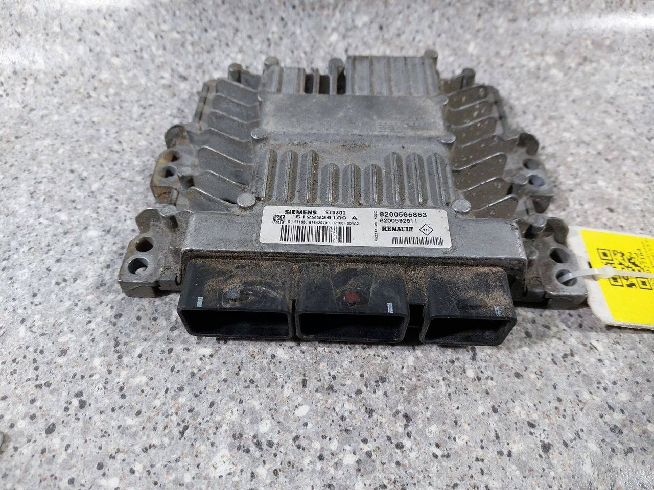 блок управления двигателем Renault Scenic 2 поколение (2003 - 2006), 1.5 л., DCi, K9K 732, дизель, 8200565863, 8200592611, S122326109A - фото №1