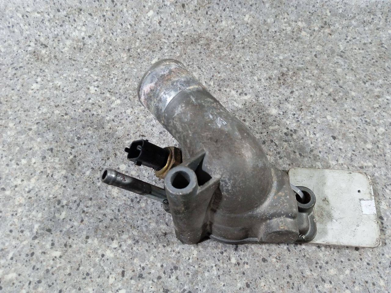 корпус термостата Opel Vectra C (2002 - 2005), 1.8 л., i, Z 18 XE, бензин, 96517660 - фото №1
