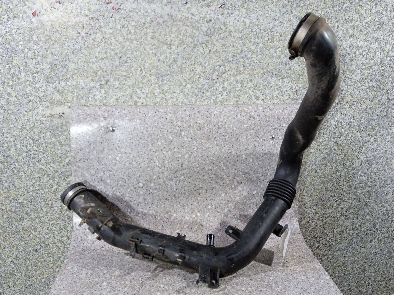 патрубок (трубопровод, шланг) Opel Corsa C (2000 - 2003), 1.7 л., DTi, Y 17 DT, дизель - фото №1